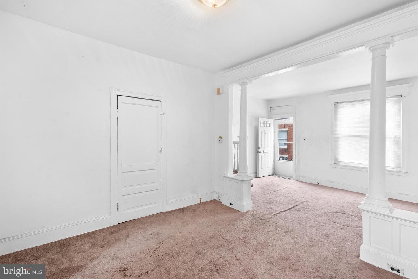 4544 N Mole Street photo 4