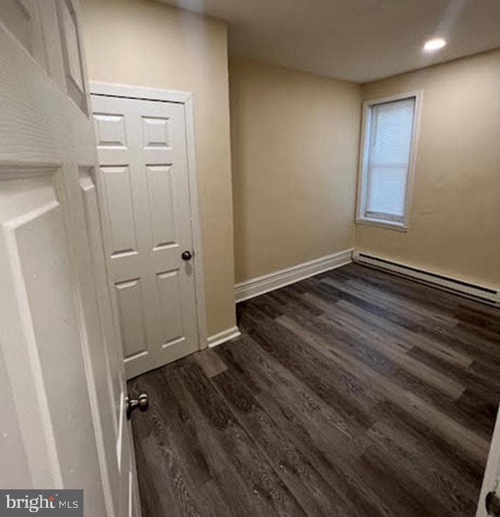 627 E Clementine Street photo 7