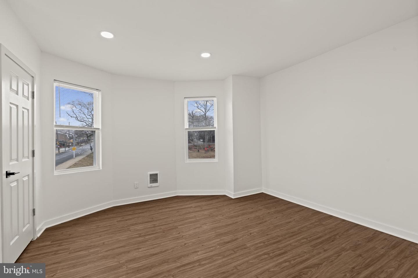 1001 Arrott Street photo 12