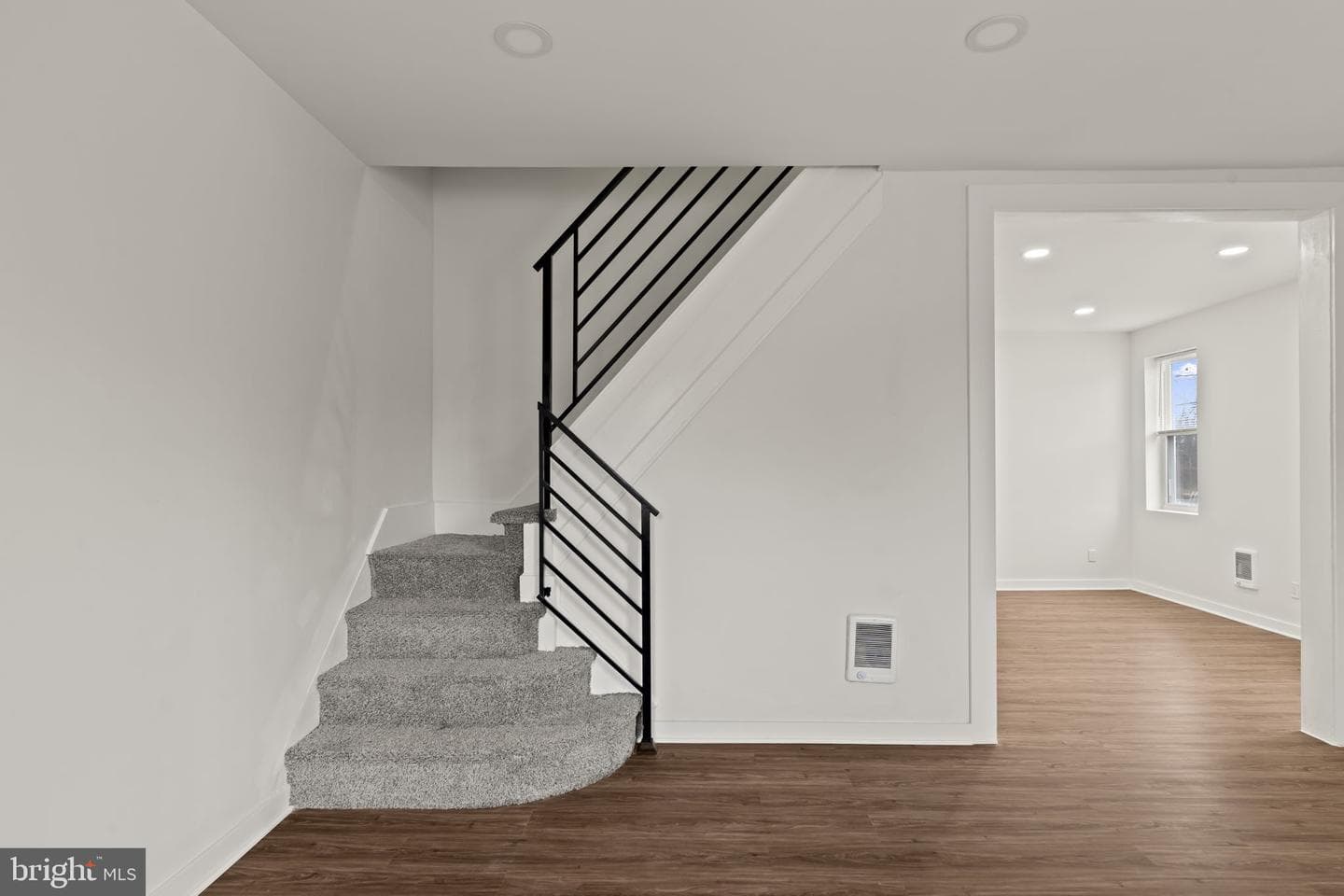 1001 Arrott Street photo 13