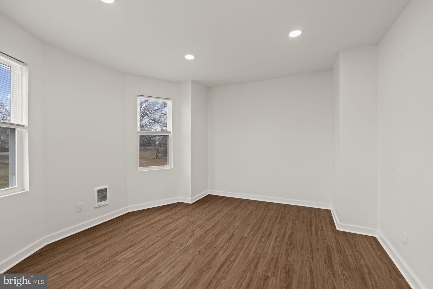 1001 Arrott Street photo 15