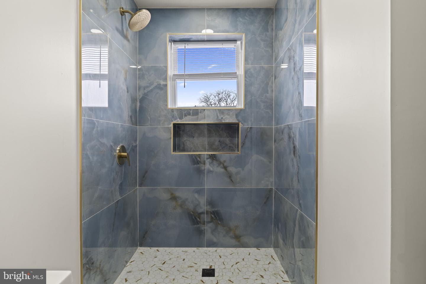 1001 Arrott Street photo 22