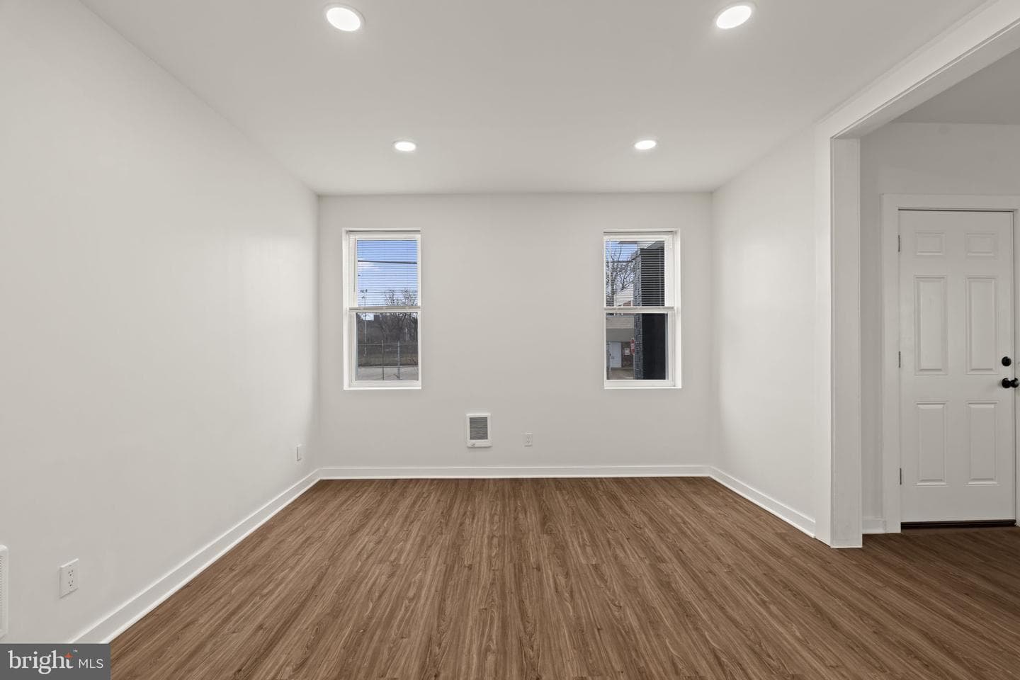 1001 Arrott Street photo 6