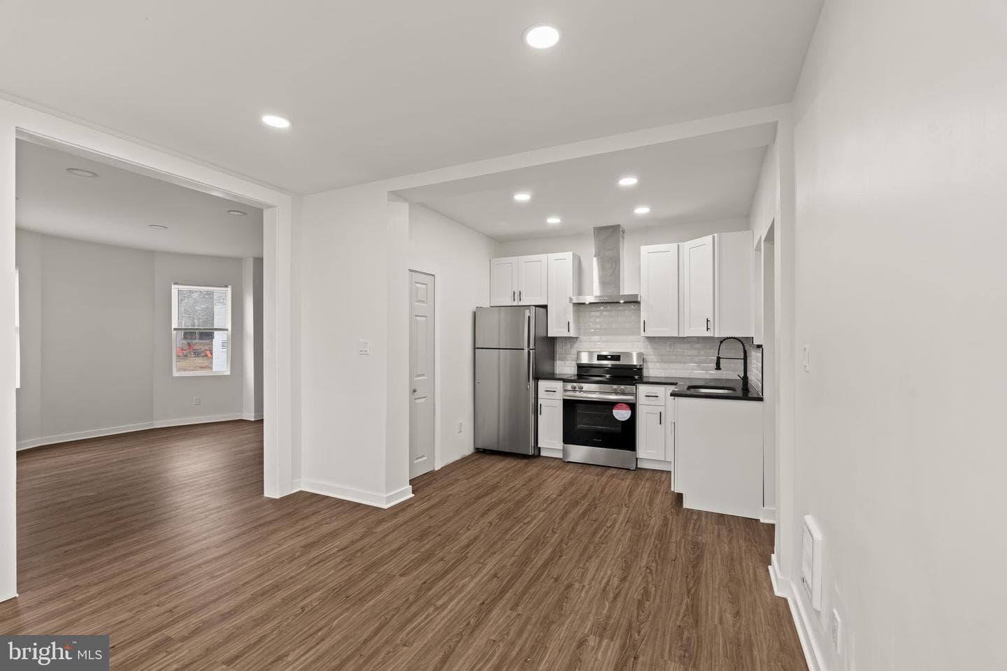 1001 Arrott Street photo 7