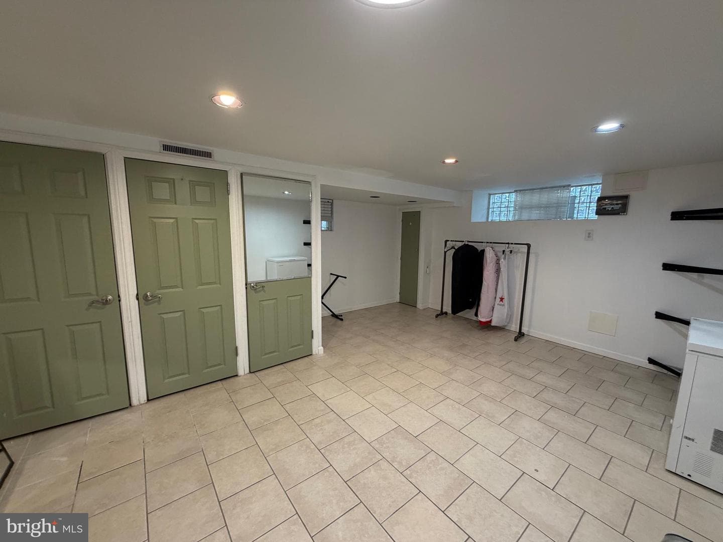 7338 Revere Street photo 24
