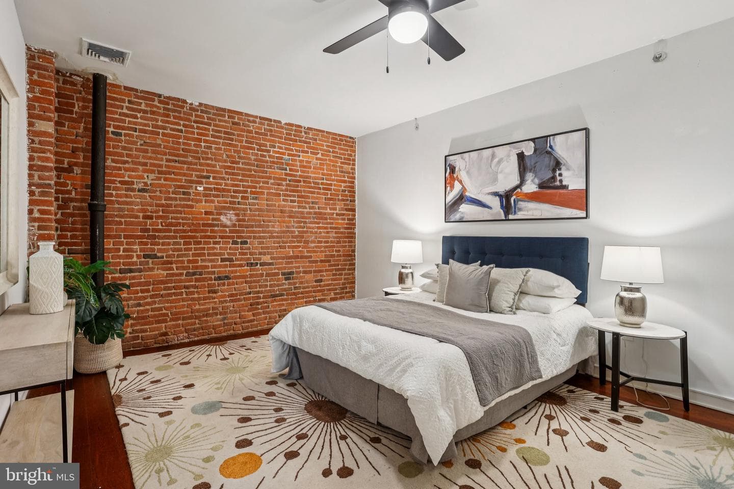 810 N Hancock Street #11 photo 23