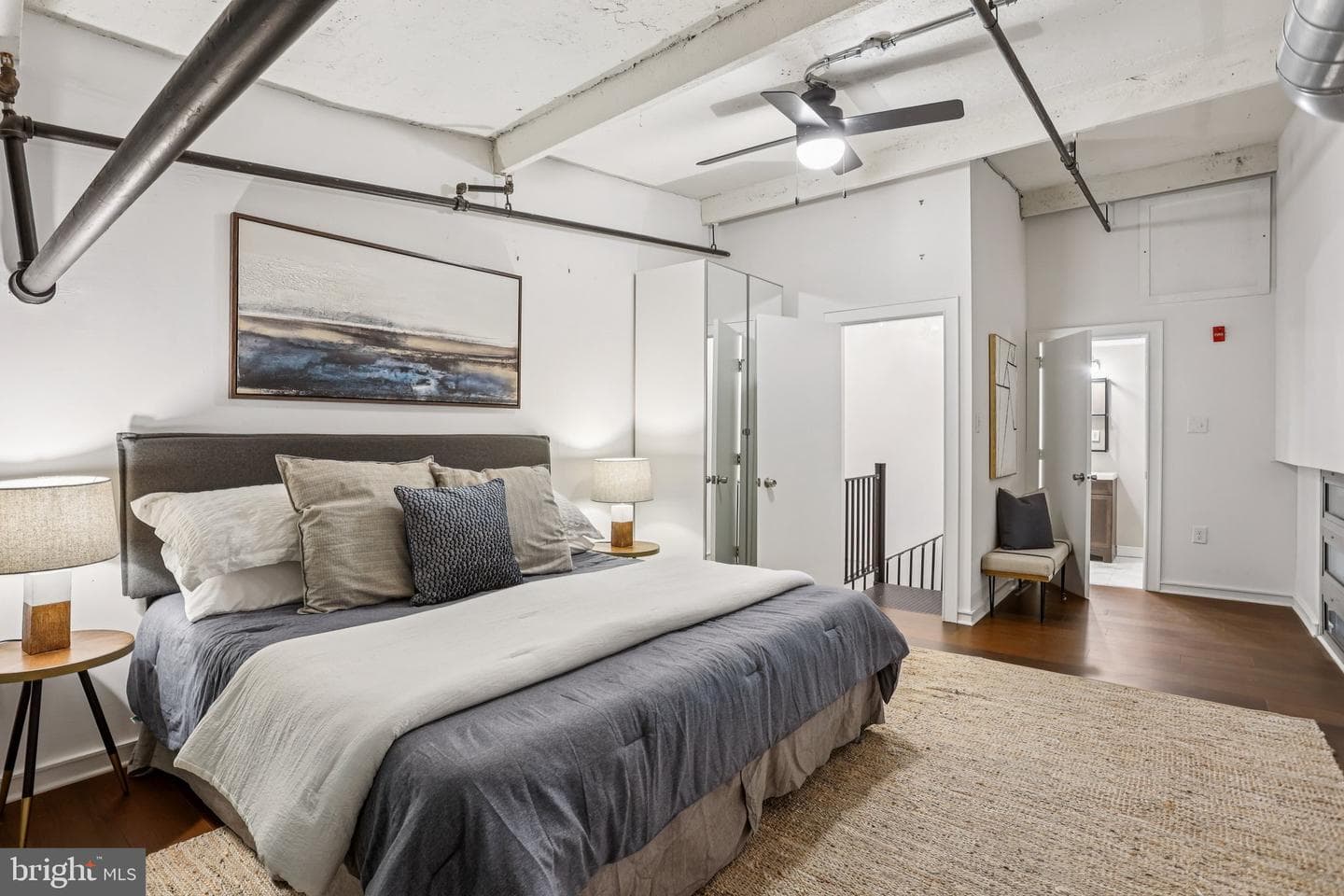 810 N Hancock Street #11 photo 35
