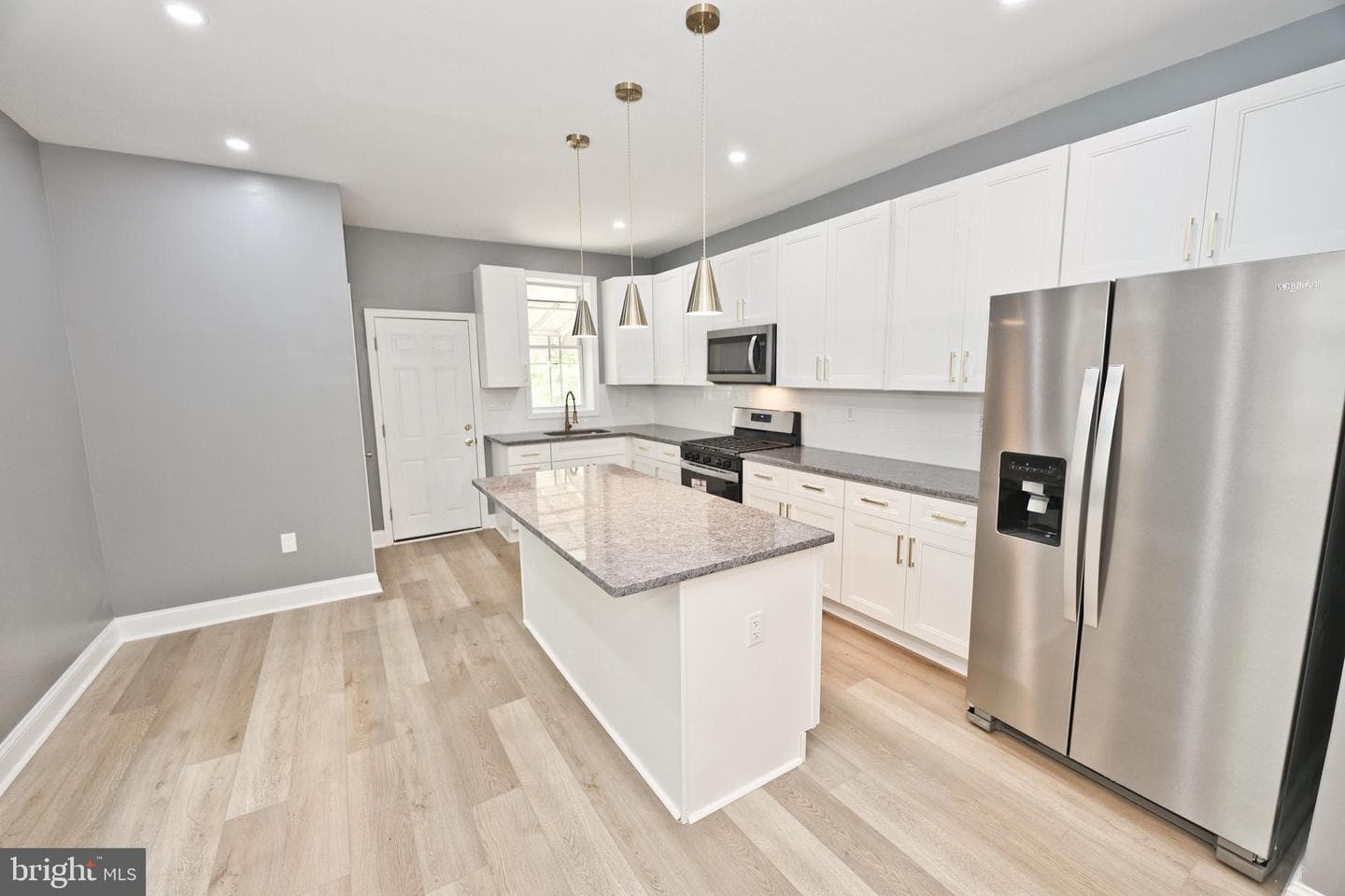 5312 Pine Street photo 9