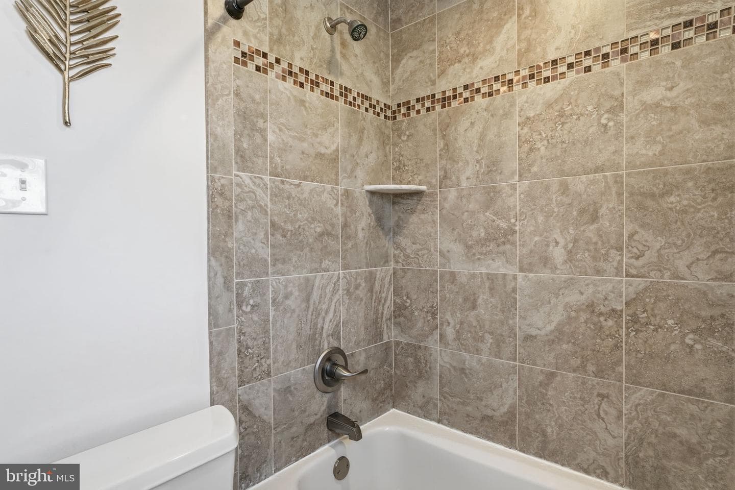 8605 Alicia Street photo 22