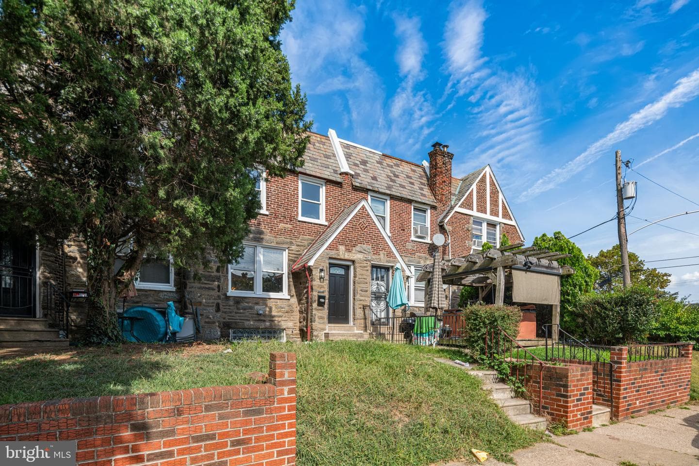 7705 Pickering Avenue photo 29