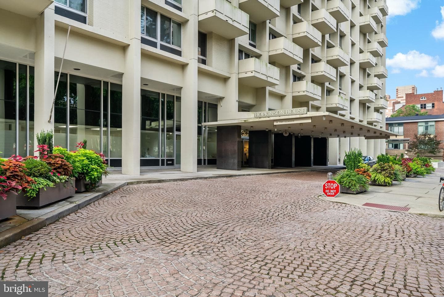 604 S Washington Square #309 photo 18