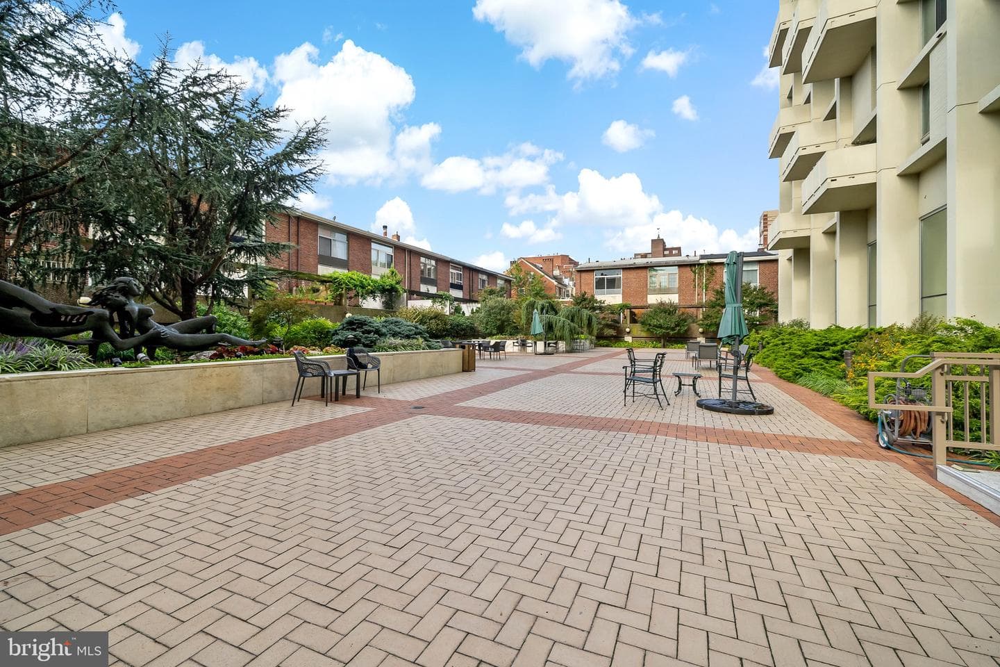 604 S Washington Square #309 photo 25