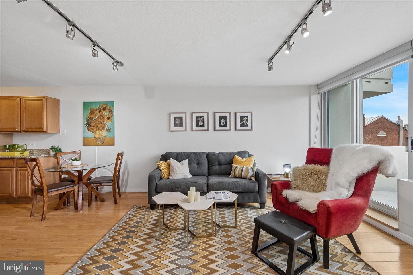 604 S Washington Square #309 photo 6