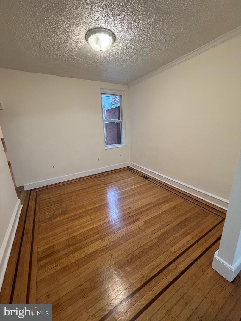 2123 E Sanger Street photo 12