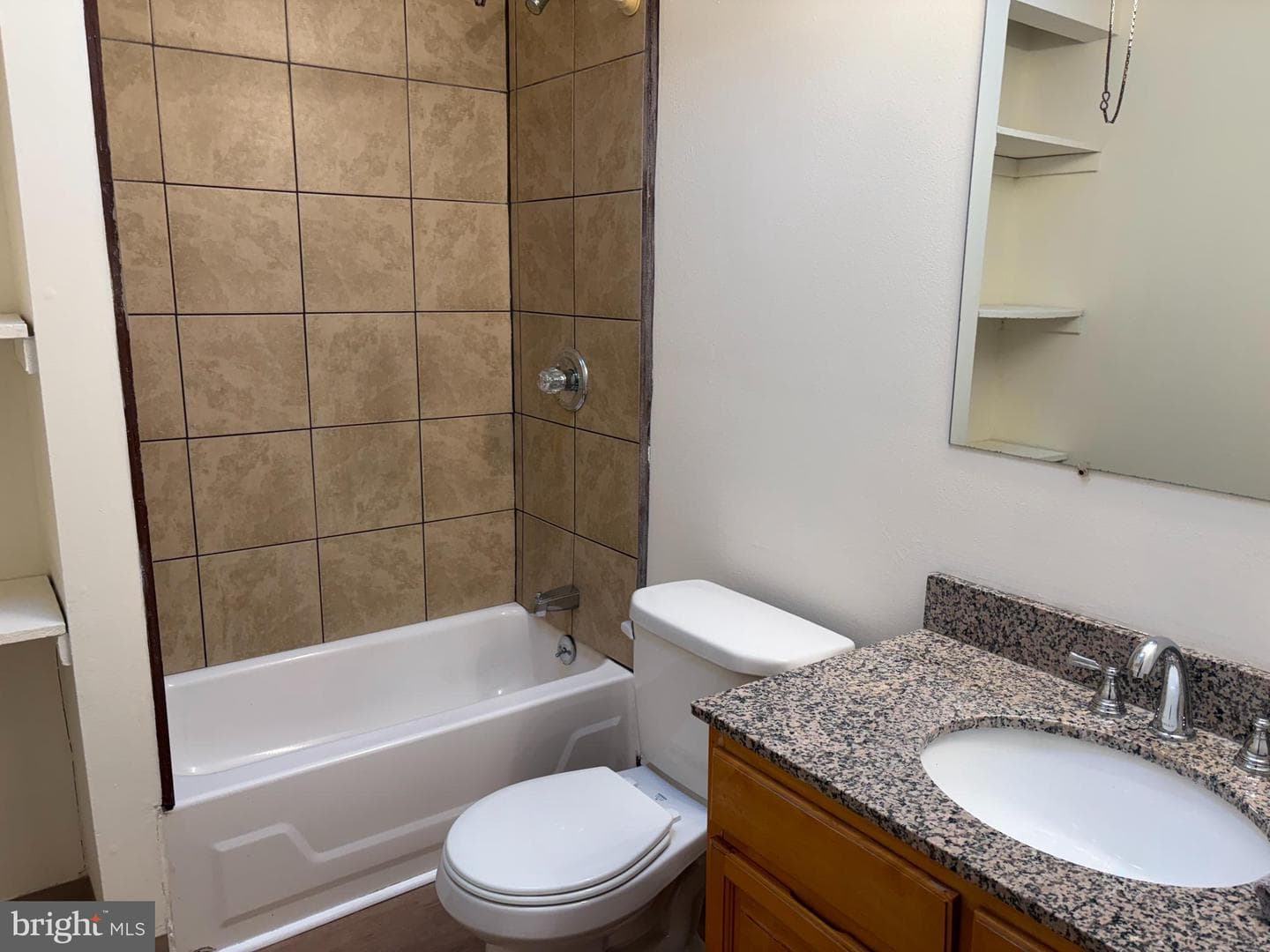2123 E Sanger Street photo 3