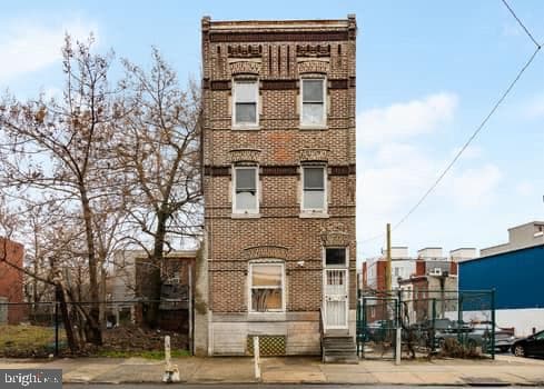 2831 Frankford Avenue, Philadelphia