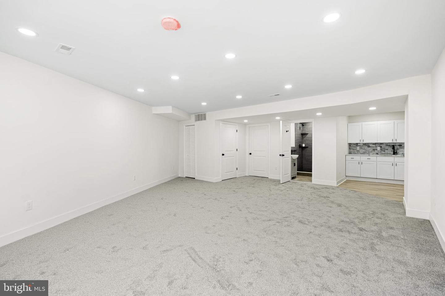 1021 S Saint Bernard Street photo 32