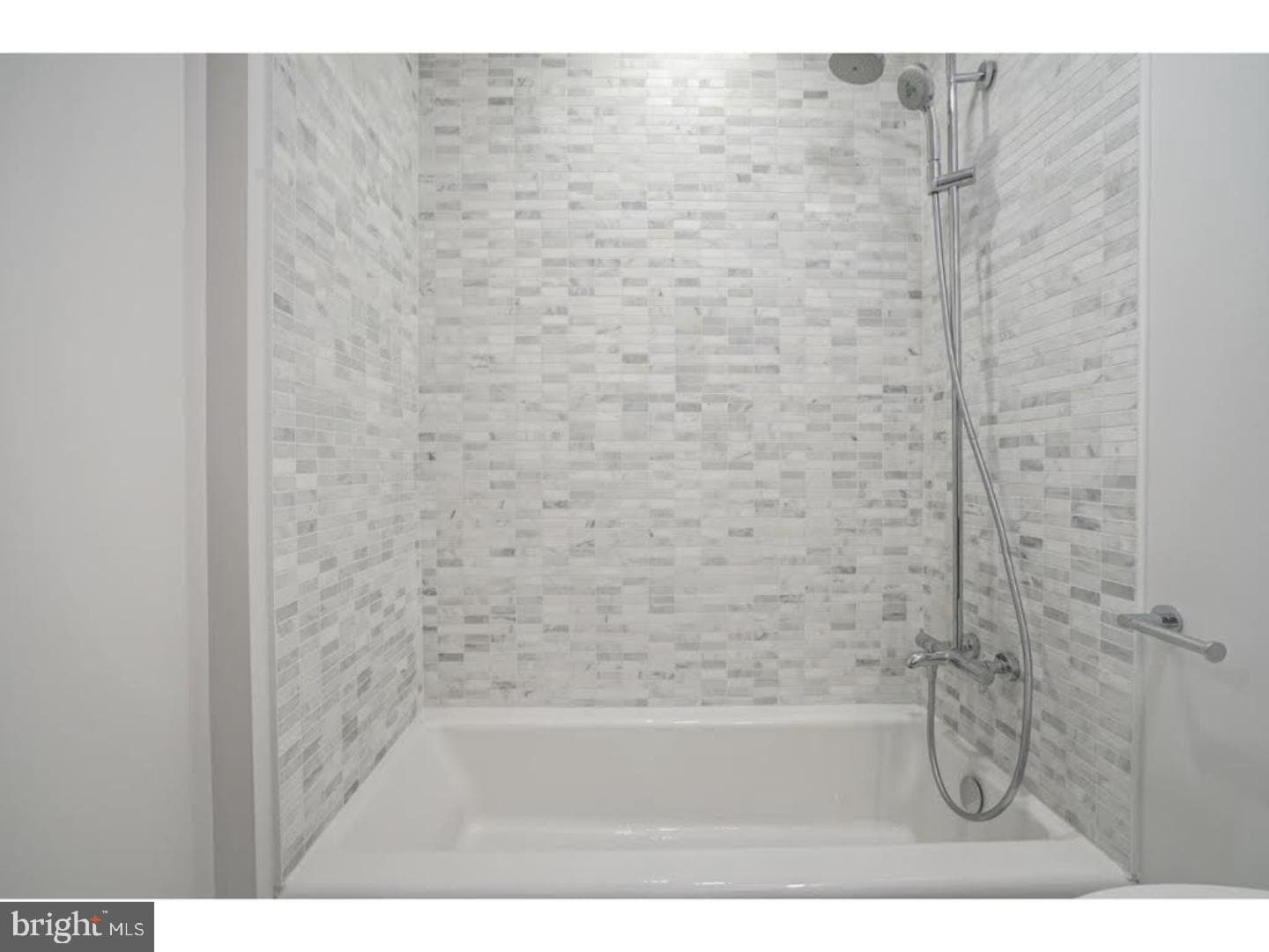 621 S 24th Street #210 photo 17