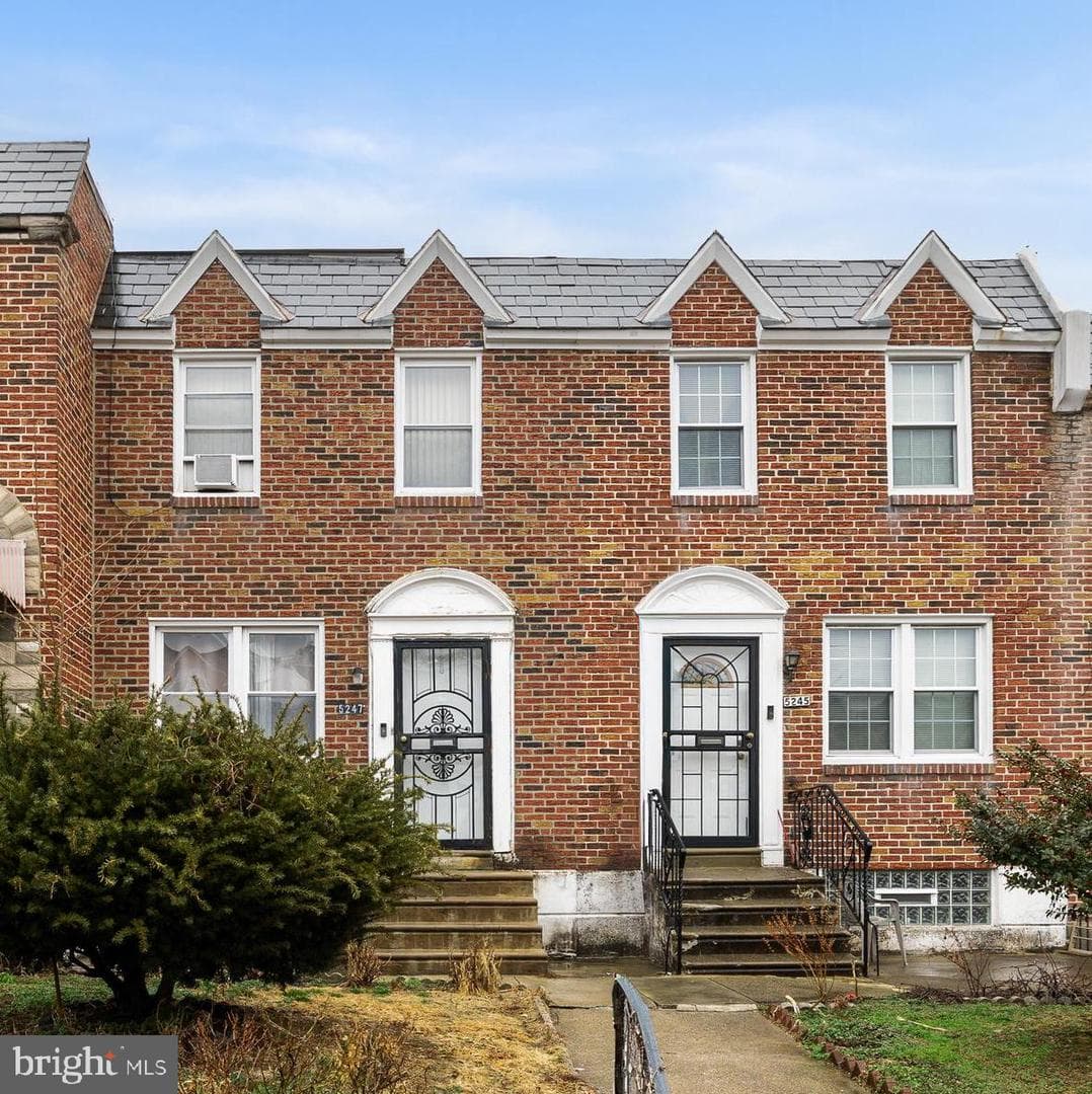 5247 Rorer Street photo 2
