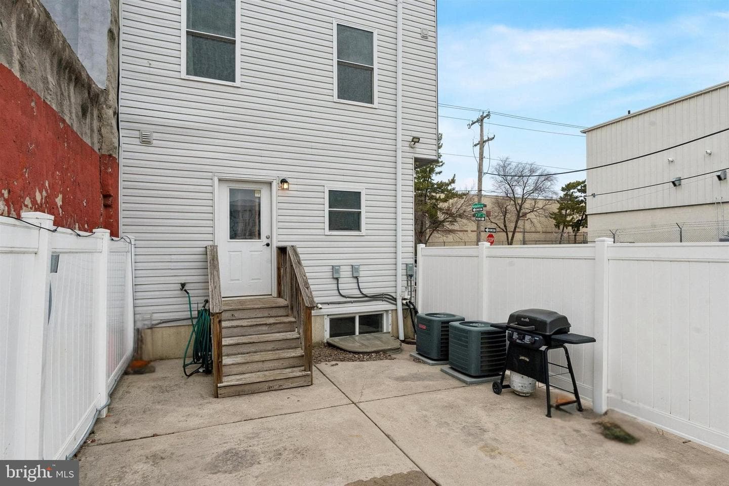 1763 N 3rd St photo 31