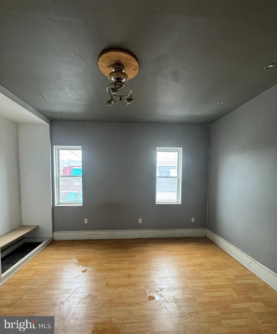 417 Mckean Street photo 20