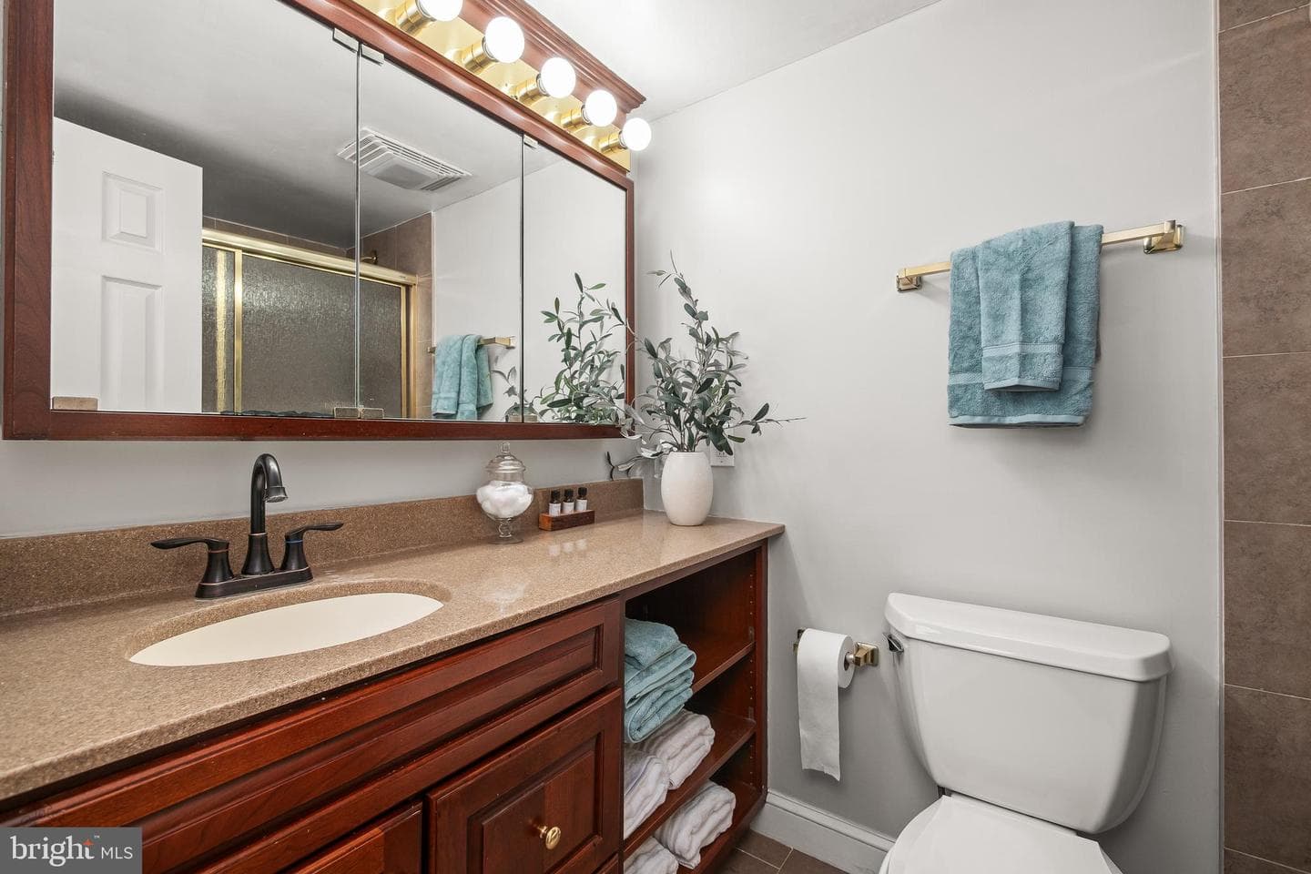 4000 Gypsy Lane #210 photo 9