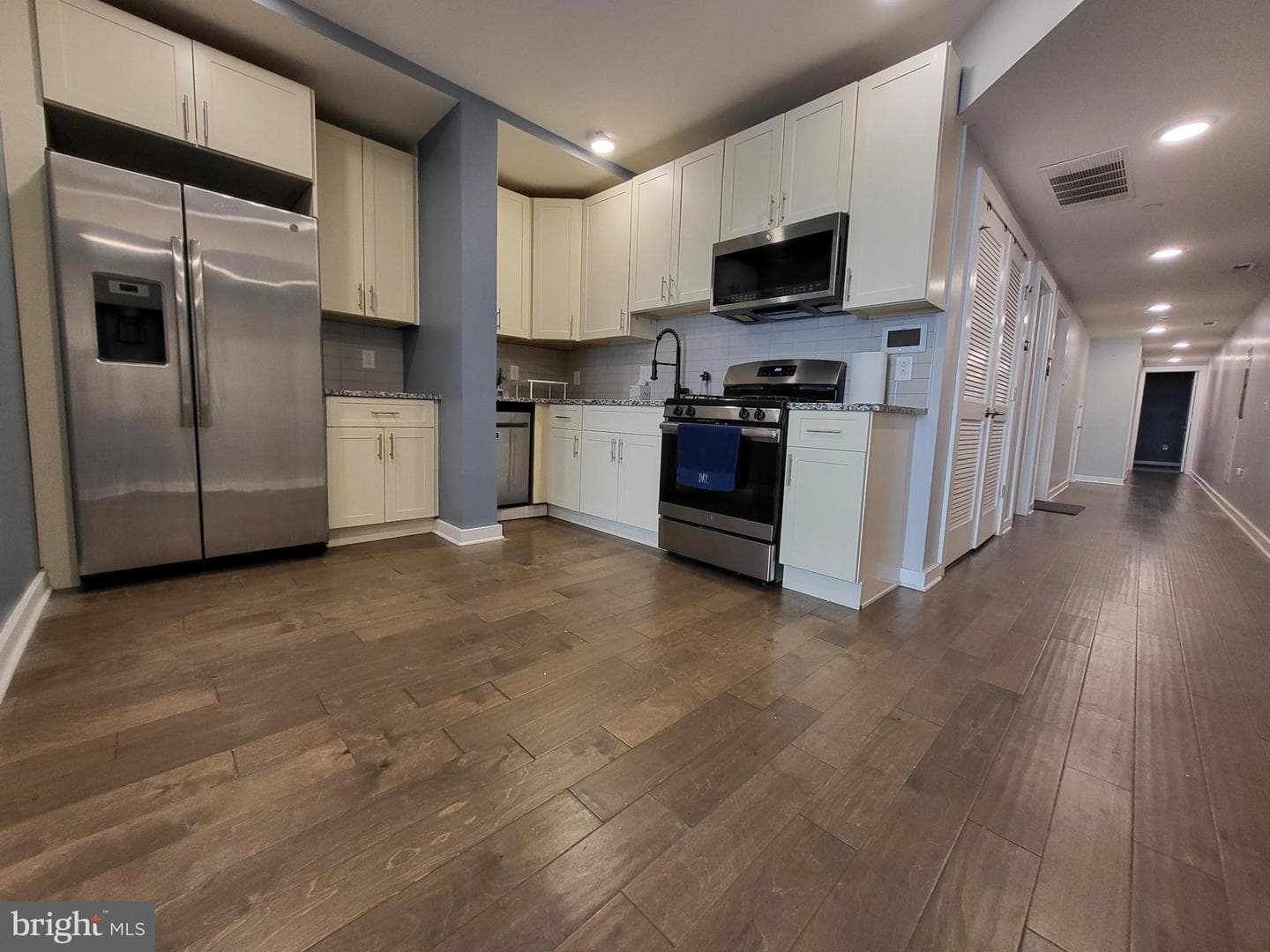 1843 N 6th Street #9 photo 7