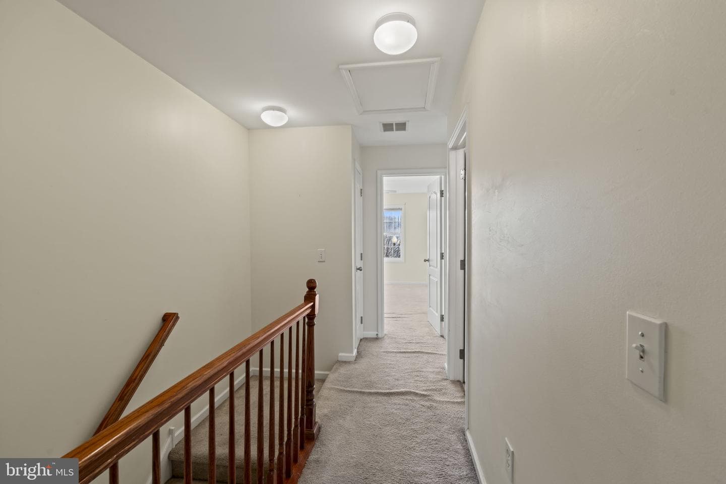 2529 Pickwick Street photo 23