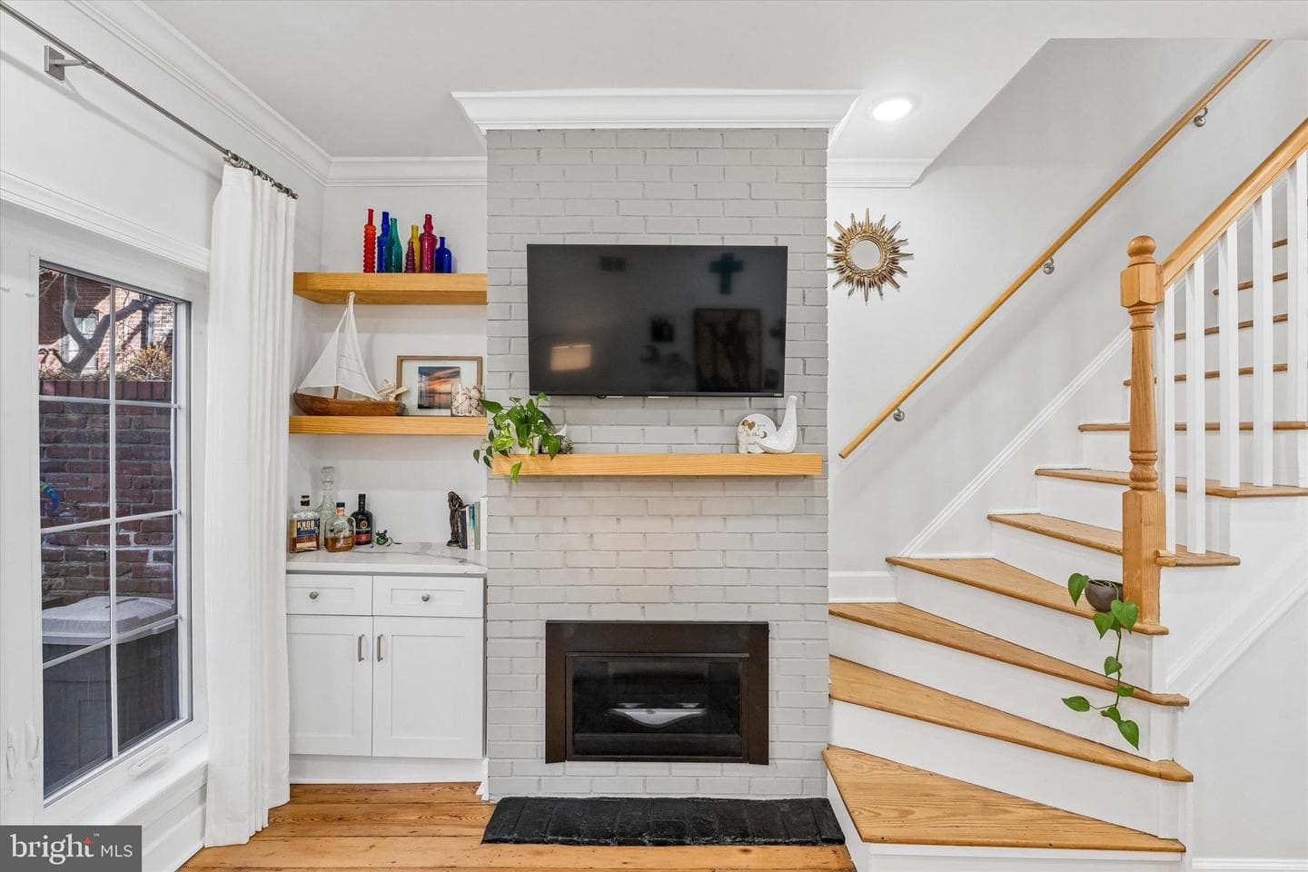 2047 Waverly Street photo 12