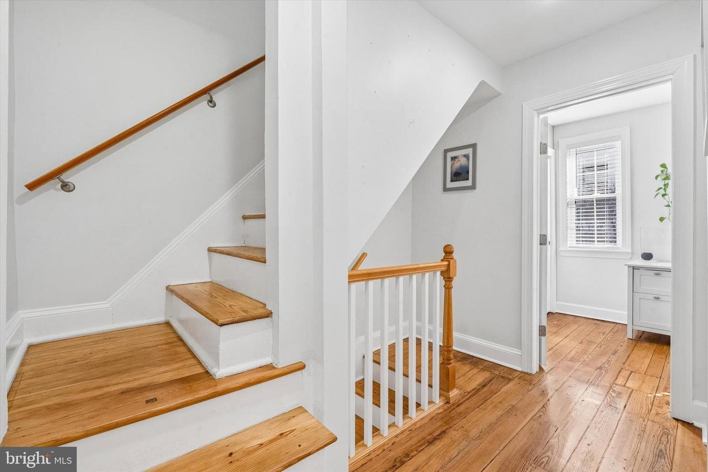 2047 Waverly Street photo 13