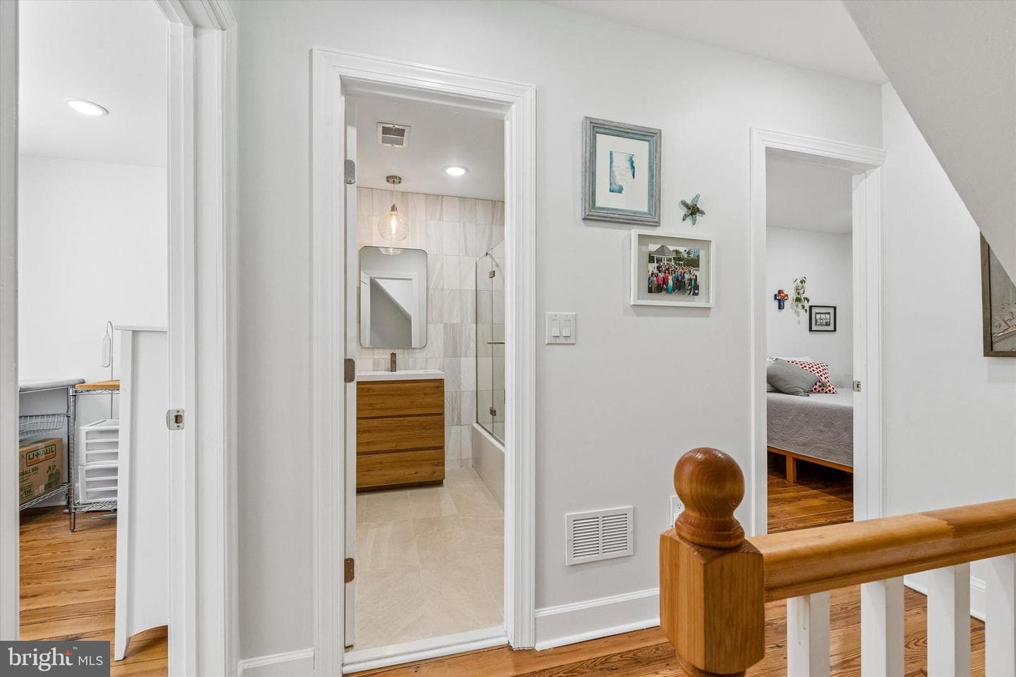 2047 Waverly Street photo 14