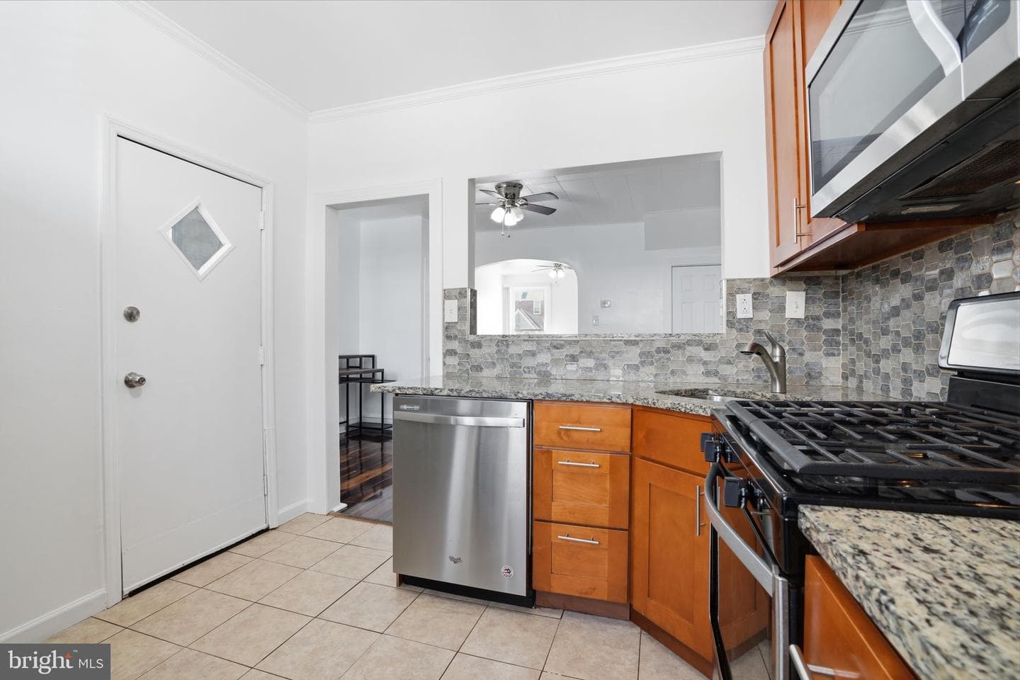 1233 E Cheltenham Avenue photo 12