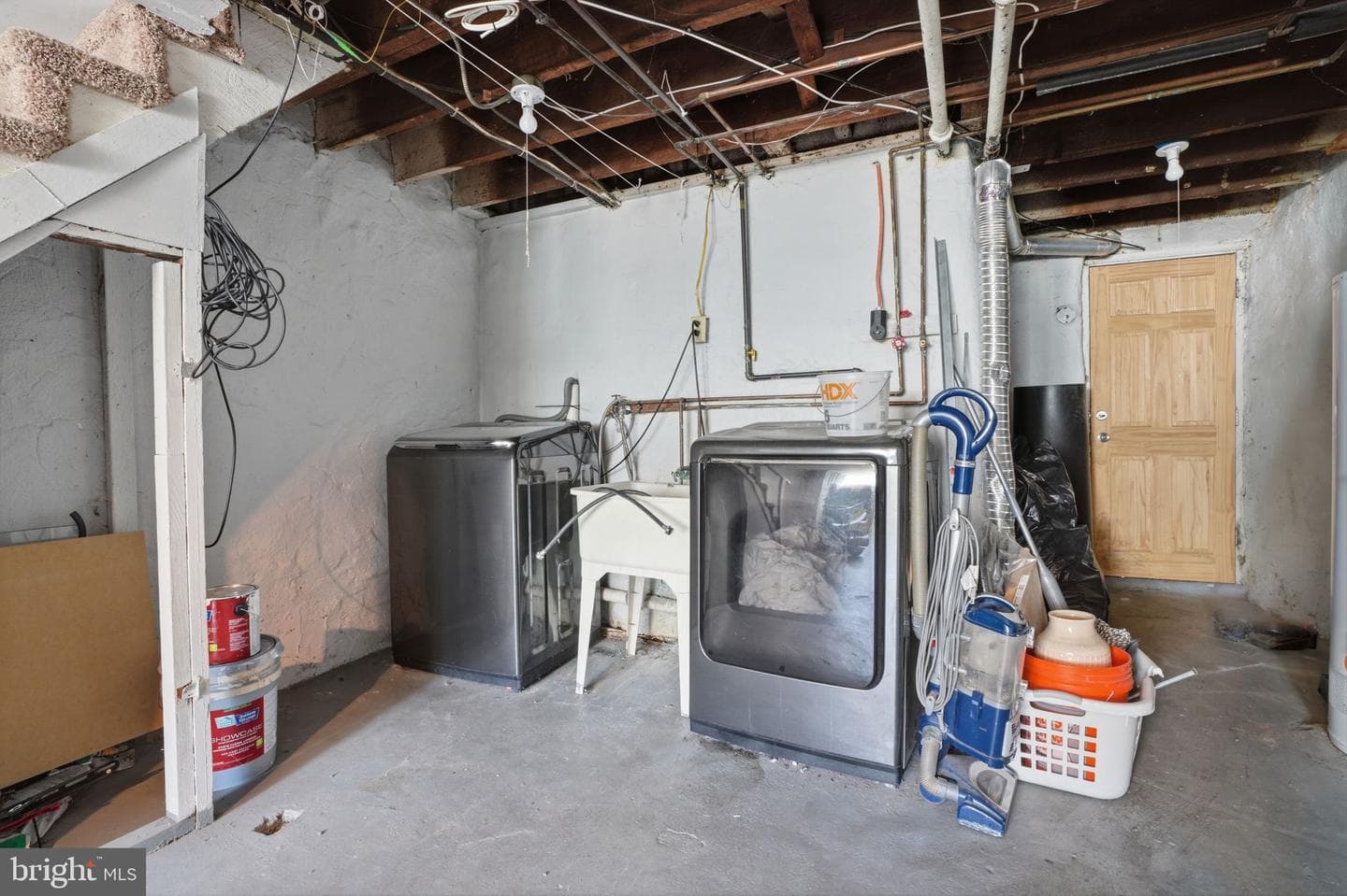 1233 E Cheltenham Avenue photo 24