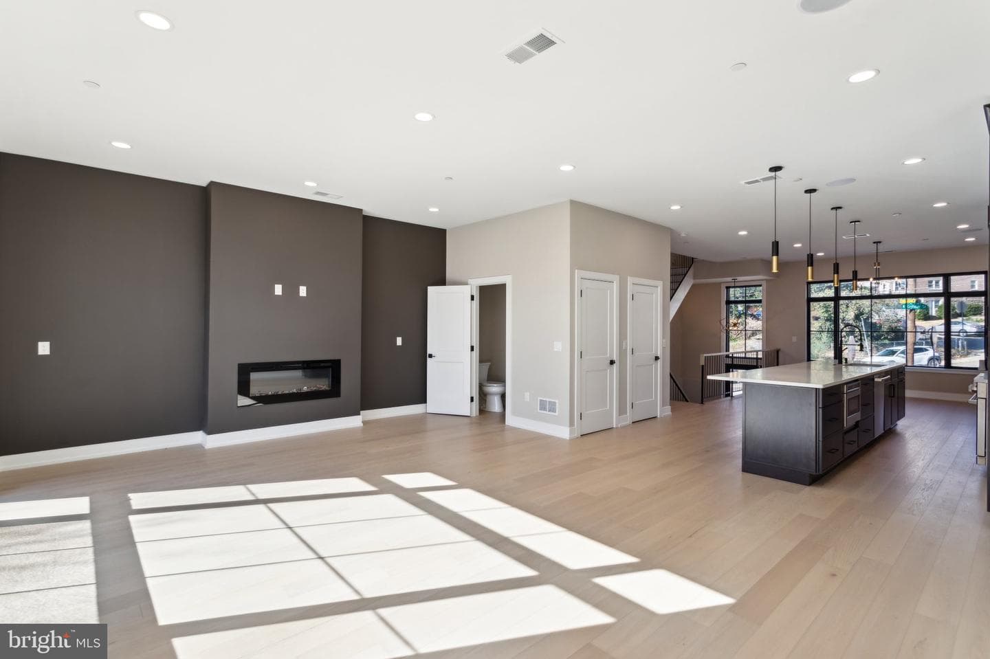 202 Kalos Street photo 11