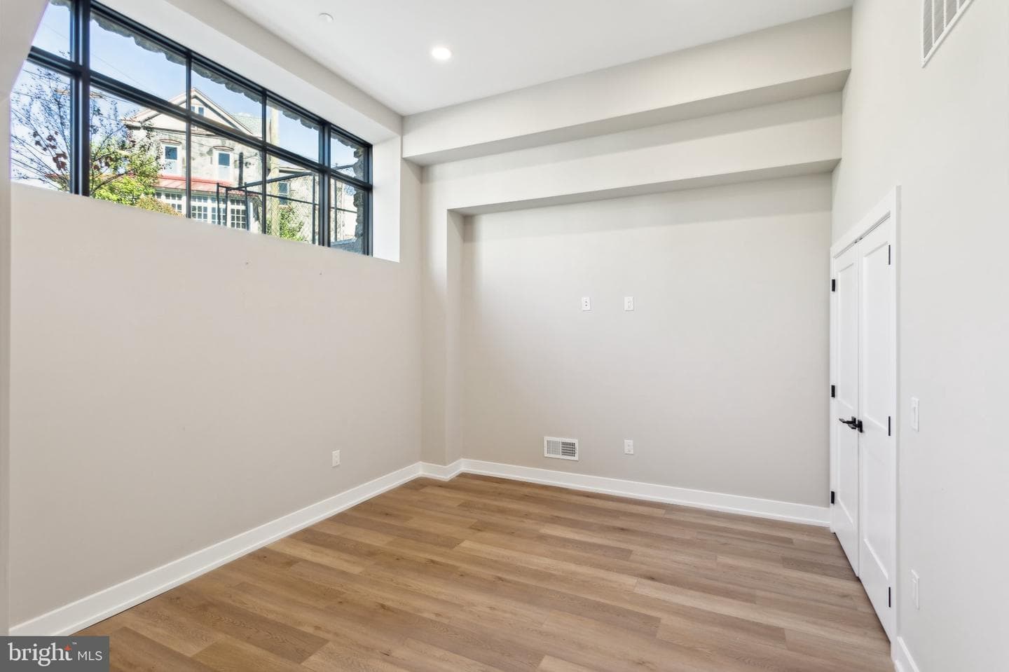 202 Kalos Street photo 45