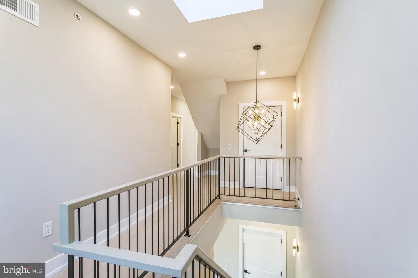 202 Kalos Street photo 46