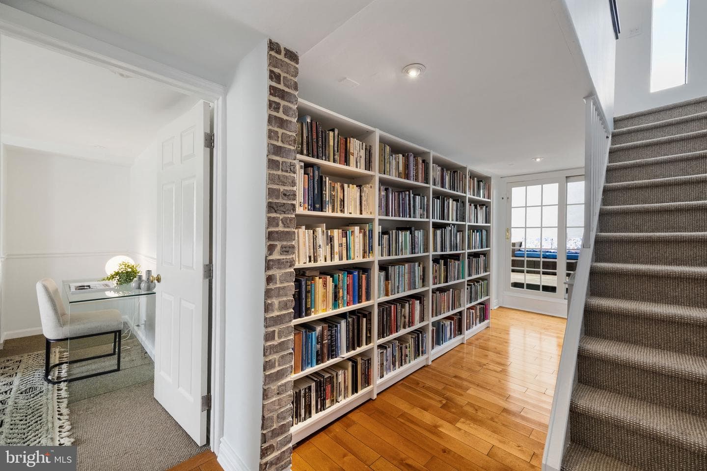 129 Bainbridge Street photo 31