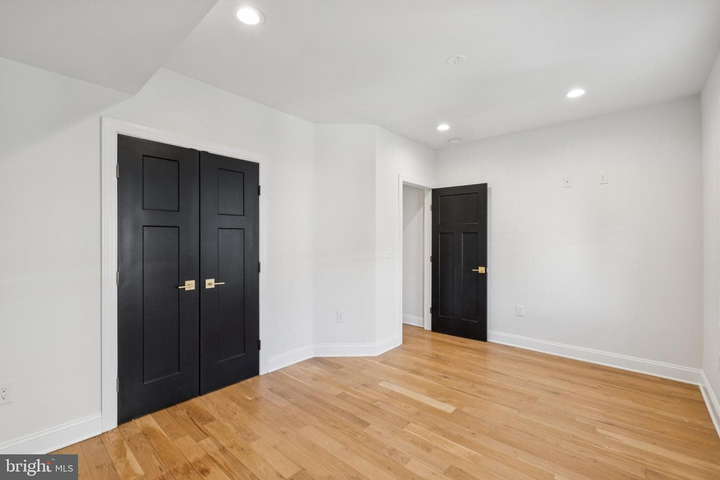 309 Greenwich Street photo 20