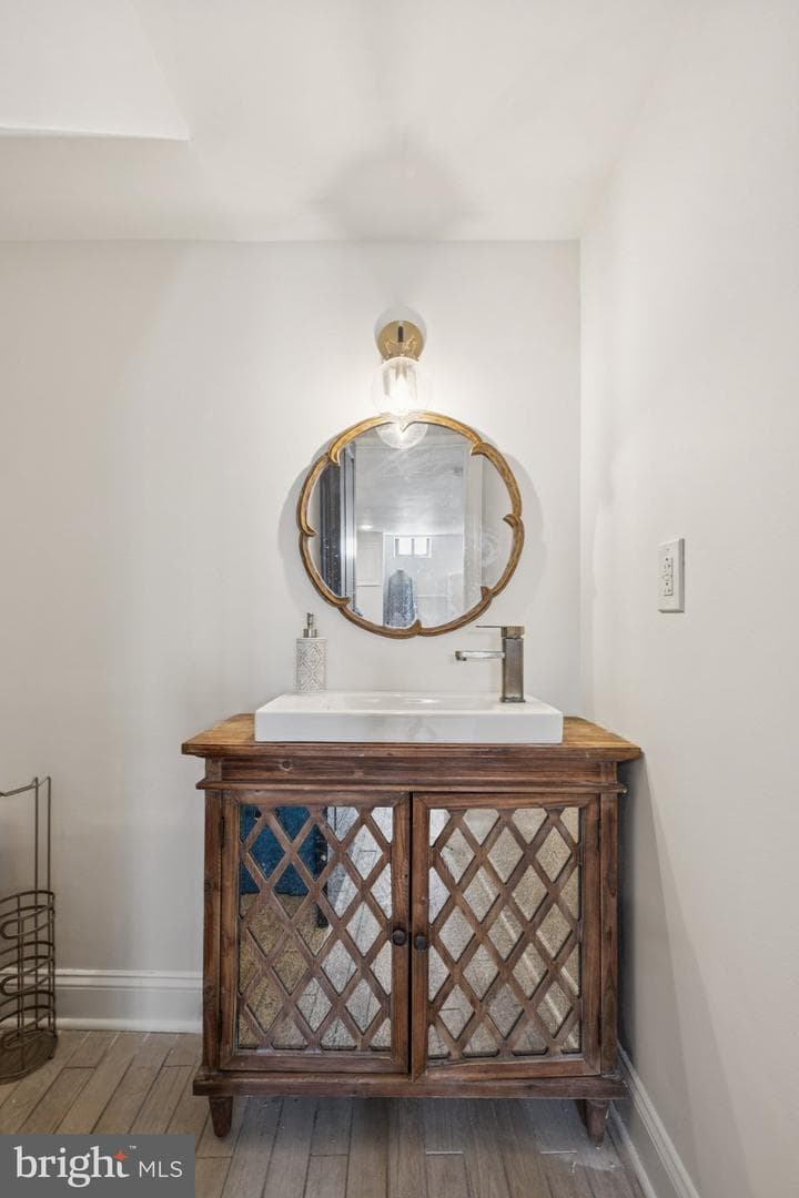 309 Greenwich Street photo 33