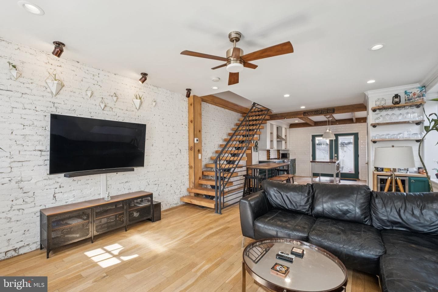 309 Greenwich Street photo 4