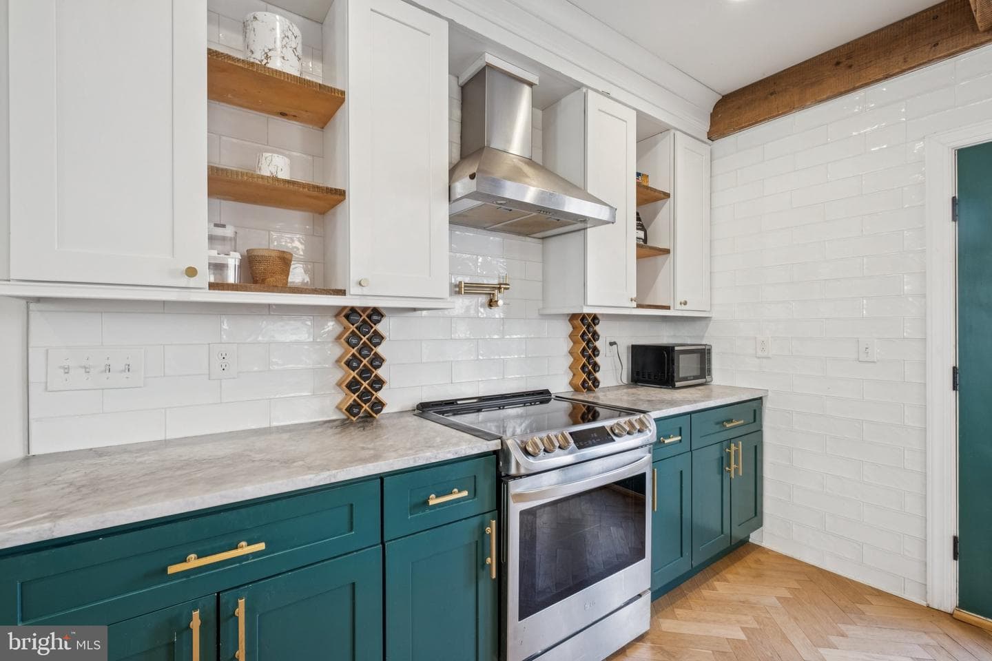 309 Greenwich Street photo 8