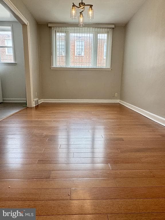4335 Loring Street photo 4