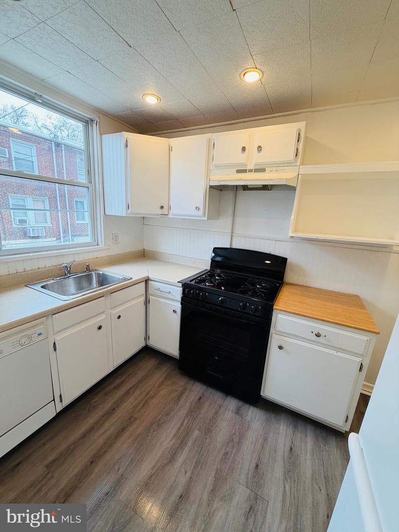1334 Hale Street photo 4