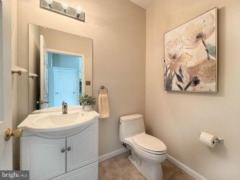 838 Gina Drive photo 18