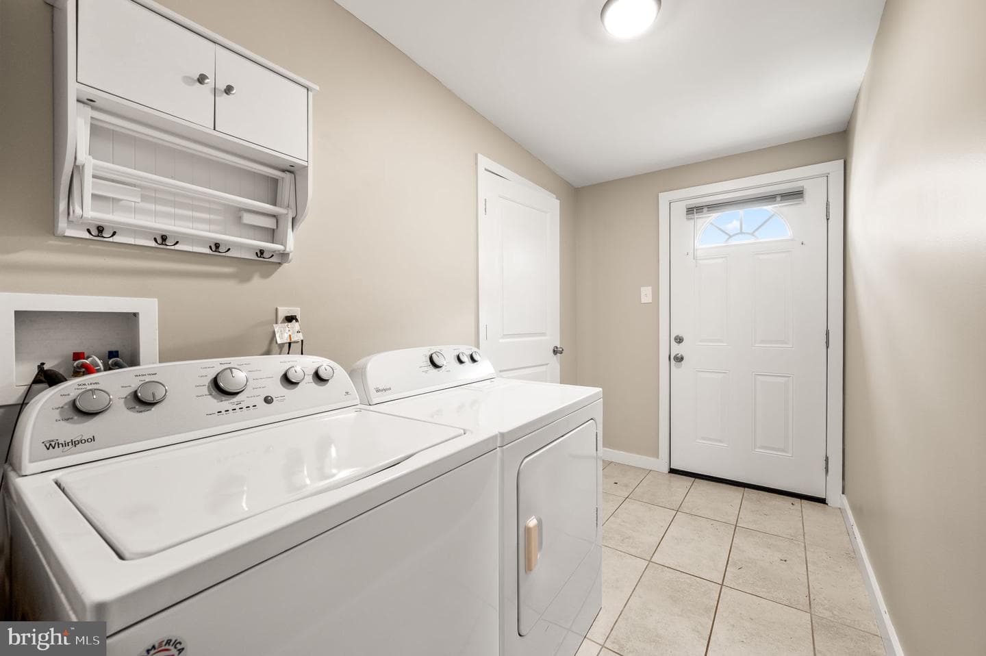 1829 E Hazzard Street photo 6