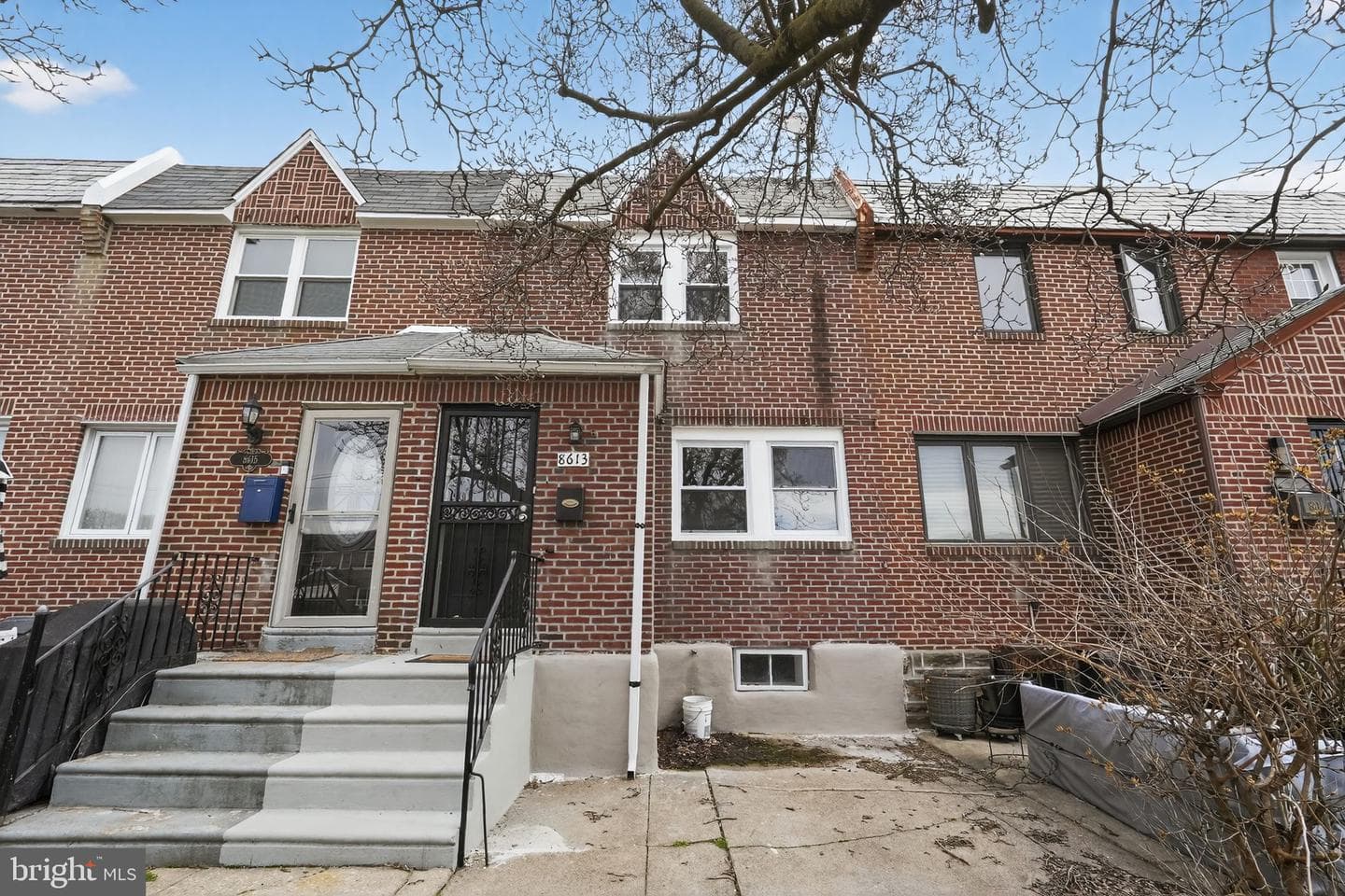 8613 Thouron Avenue photo 2