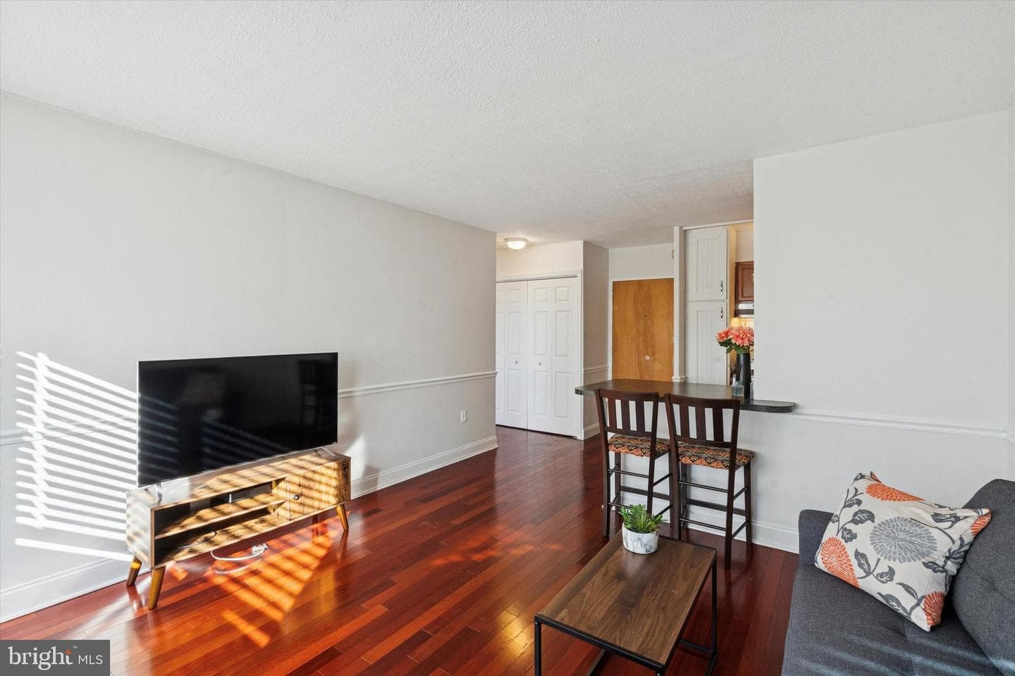 2101 Chestnut Street #1412 photo 3