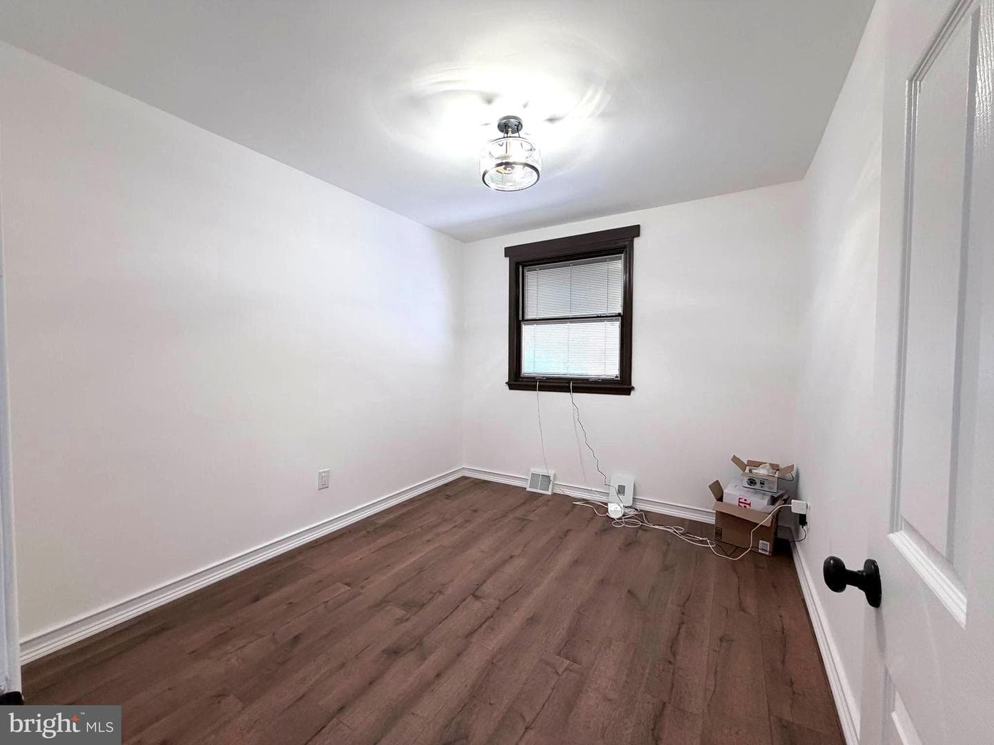 601 Colebrook Road photo 13