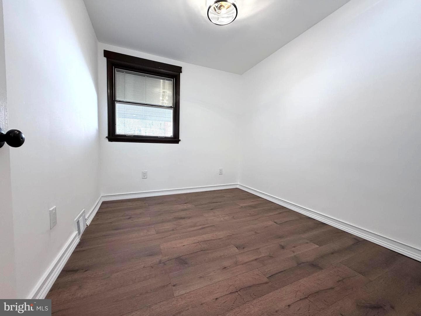 601 Colebrook Road photo 18