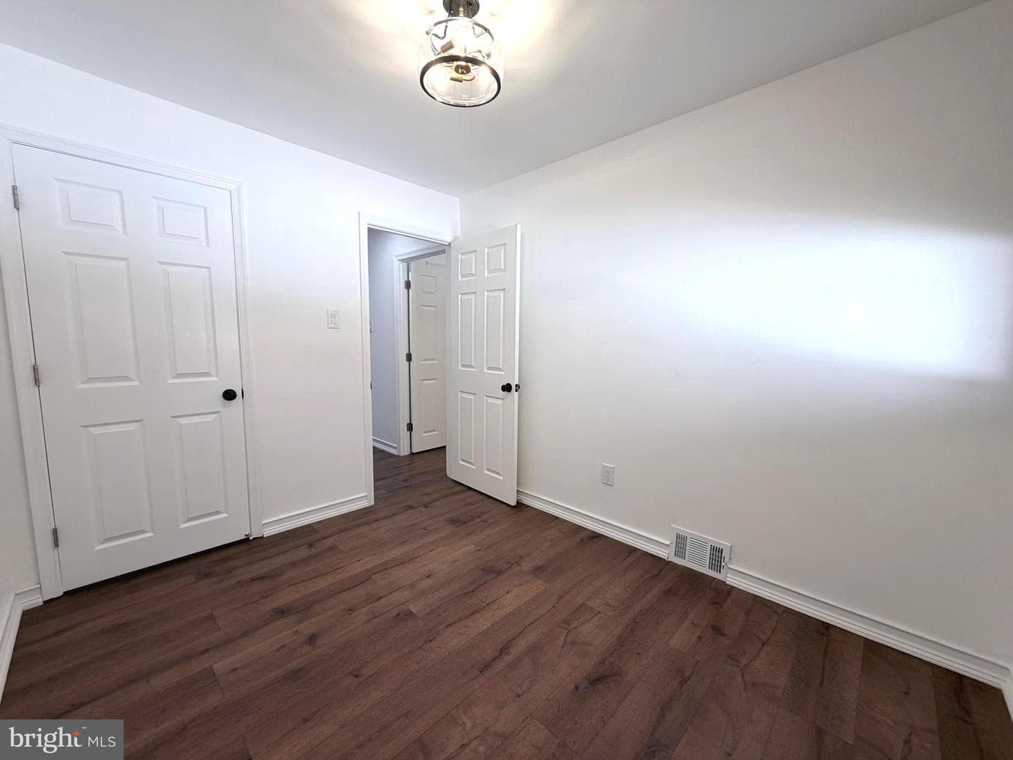 601 Colebrook Road photo 19